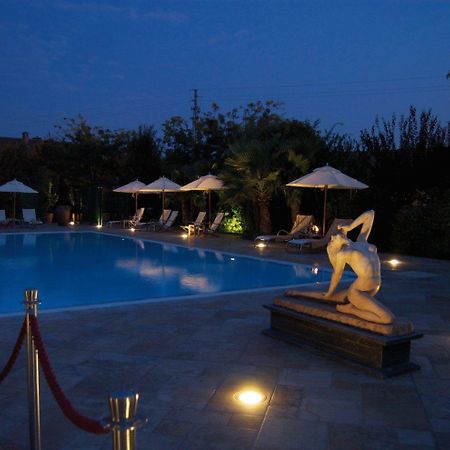 Vip'S Motel Luxury Accommodation & Spa Lonato Esterno foto