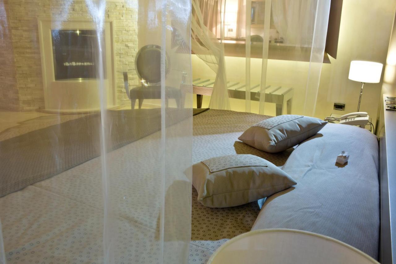 Vip'S Motel Luxury Accommodation & Spa Lonato Esterno foto