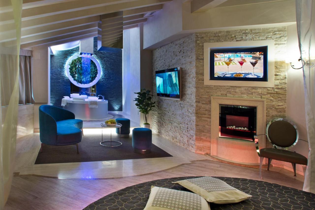 Vip'S Motel Luxury Accommodation & Spa Lonato Esterno foto